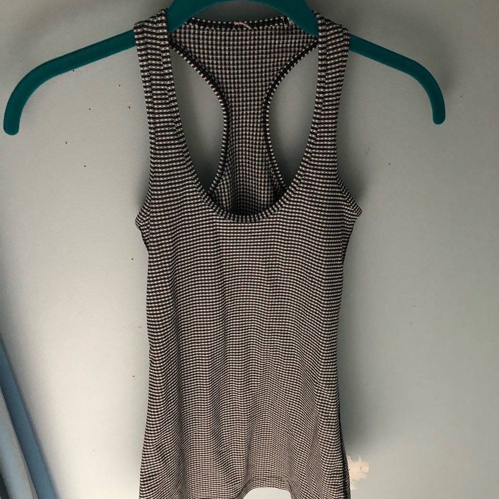 Lululemon tank
